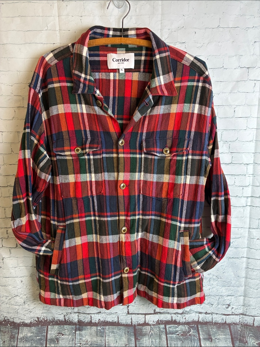 Corridor New York Casual Plaid Button-Down Shirt Pockets Blue Red Green Size XL